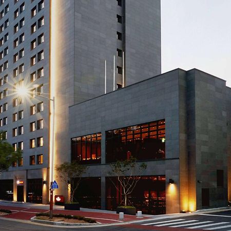 Ramada By Wyndham Gunsan Otel Dış mekan fotoğraf