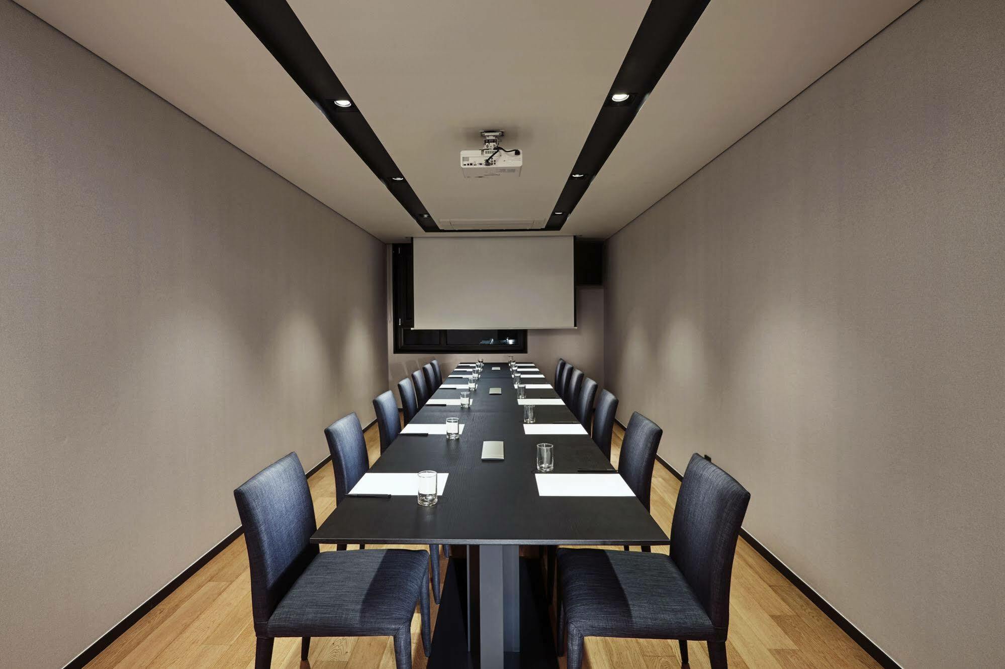 Ramada By Wyndham Gunsan Otel Dış mekan fotoğraf